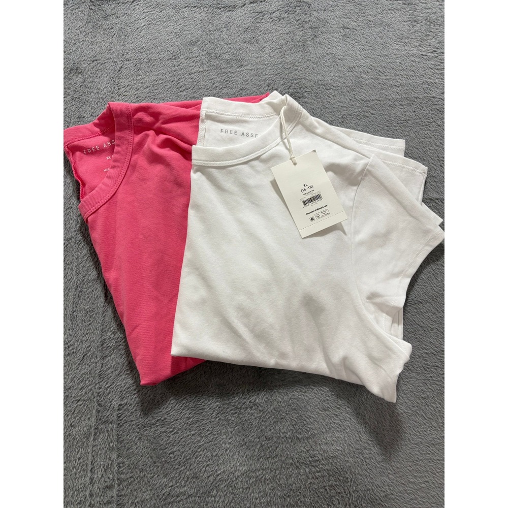 Free Assembly XL White Pink Womens T-Shirt Set 2 Casual Minimalist Athleisure